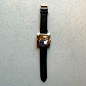 Photo Watch with black band, New in box, needs battery